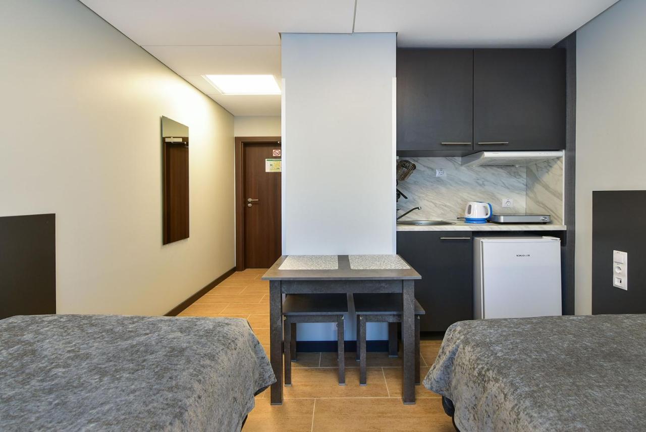 City Yard Inn Hotel Таллин Экстерьер фото